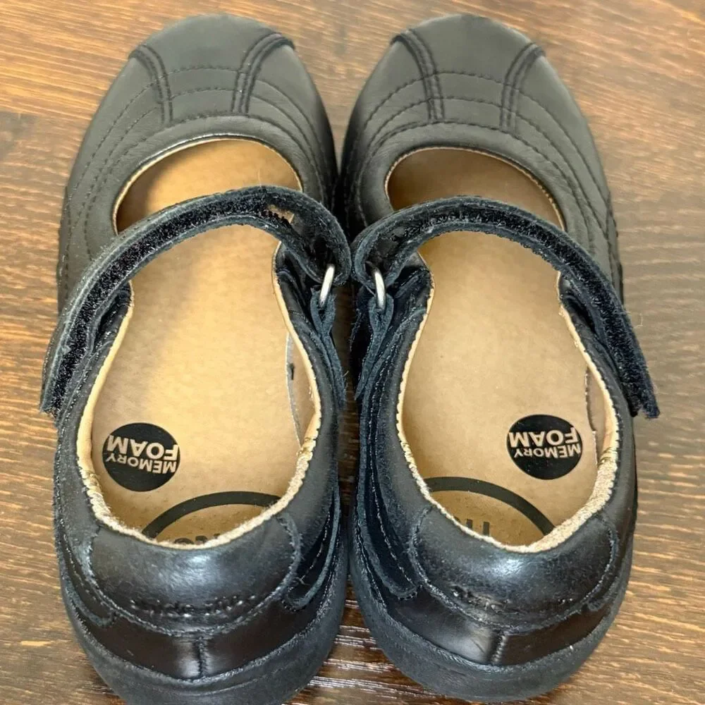 Stride Rite girls Claire black leather shoe size 10M -7”